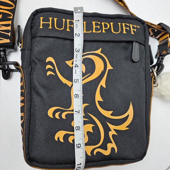 harry potter seeker bag with plush charm hufflepuff bag - Picture 6 of 12